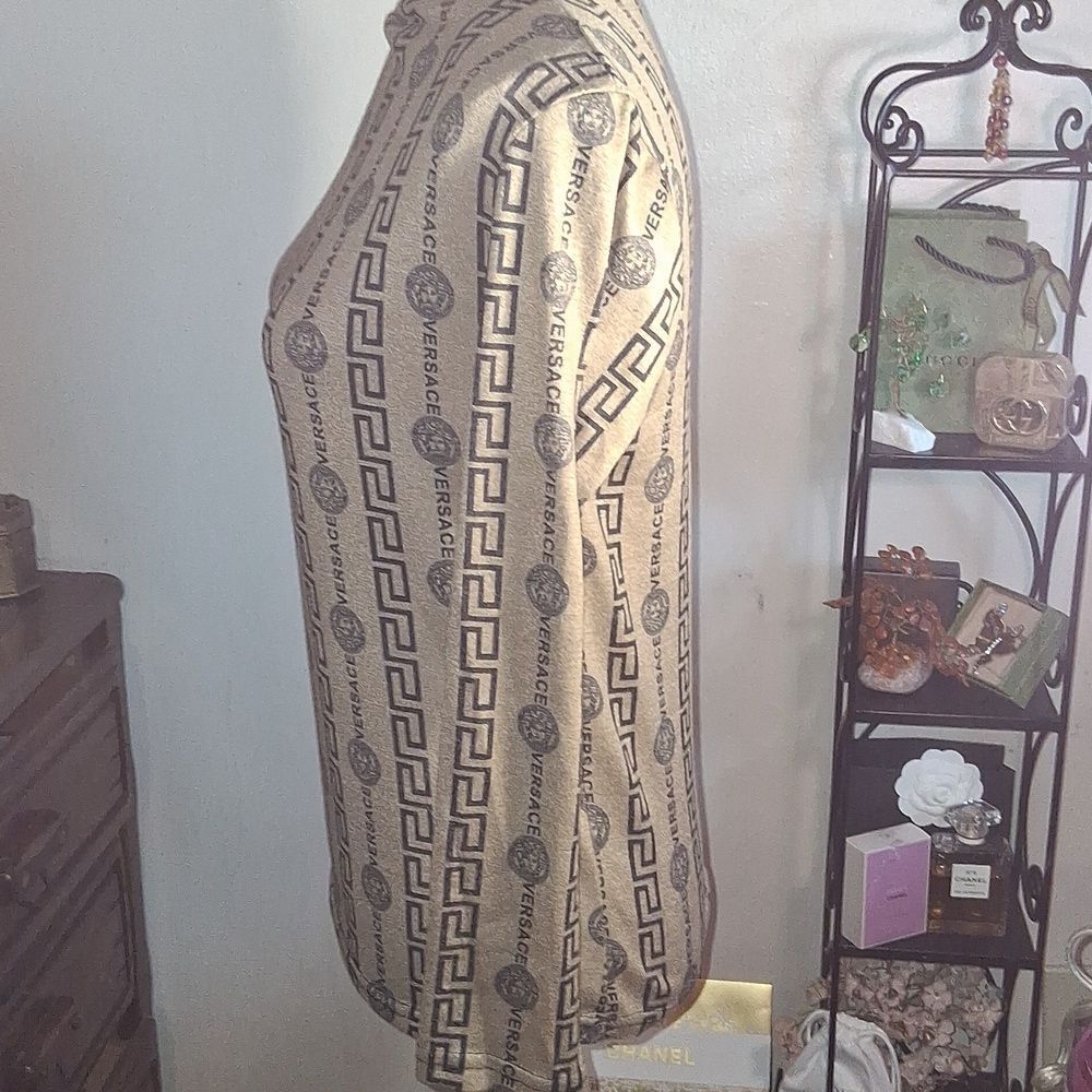 Versace Beige and Black Logo Long Sleeve Shirt Size Medium - Picture 4 of 7